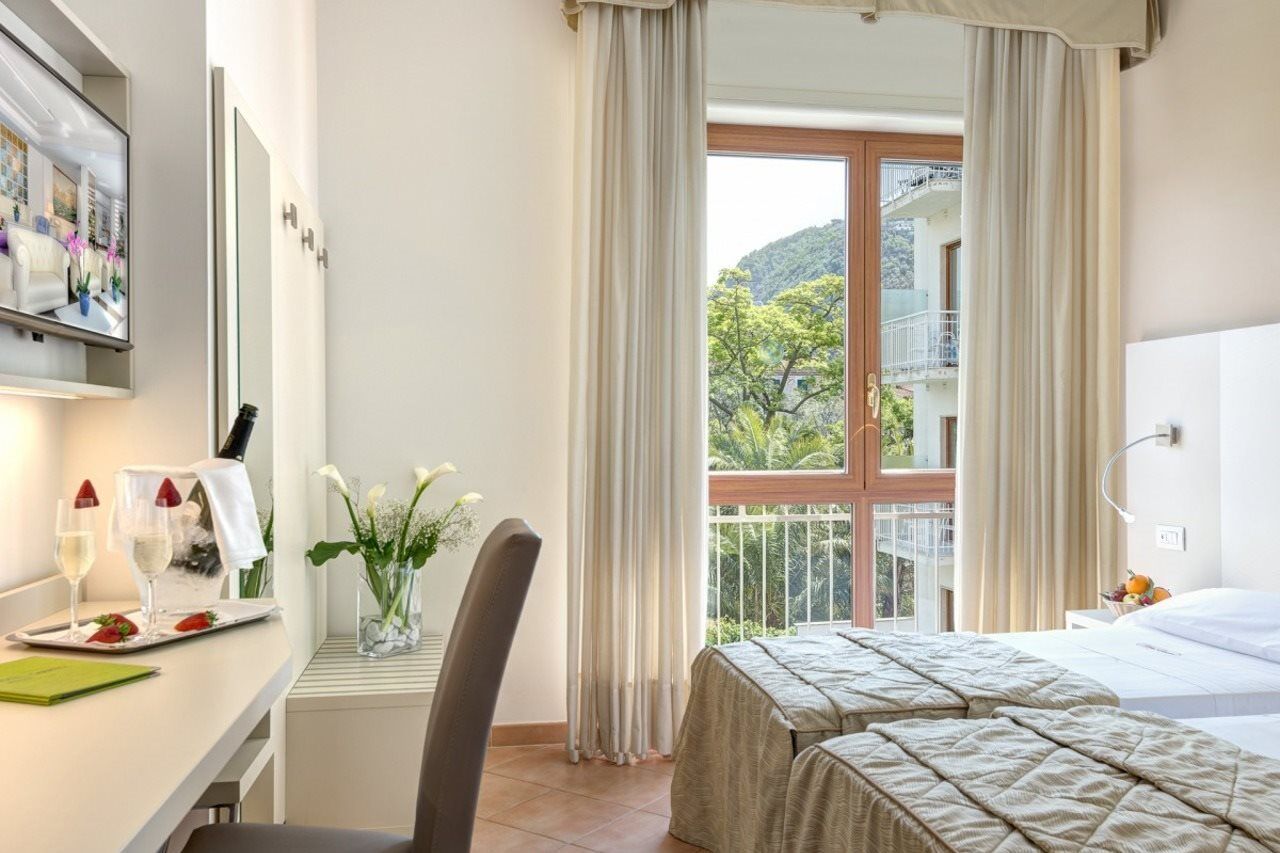 Hotel Caravel Sant'Agnello Εξωτερικό φωτογραφία
